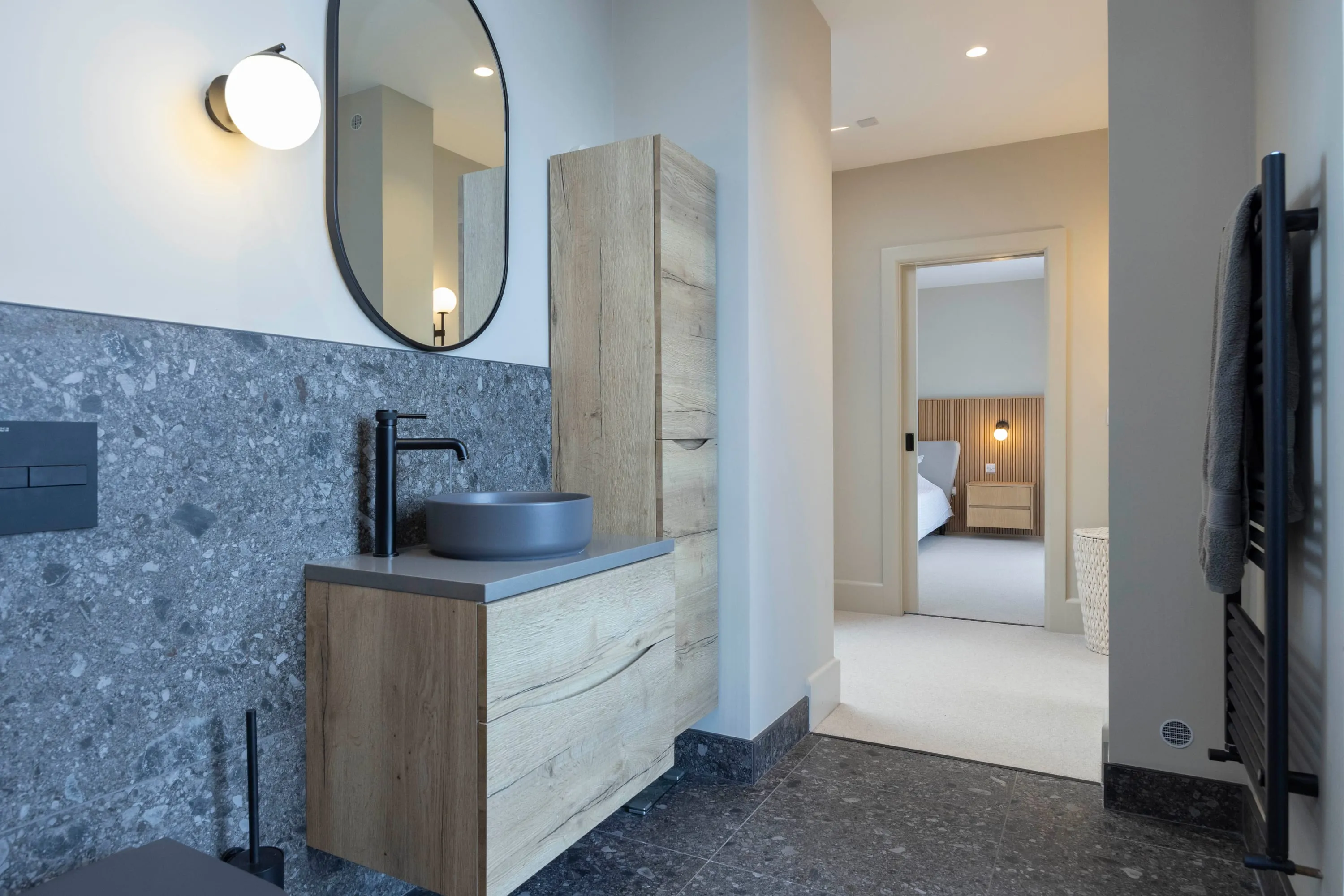 En suite with the door through to the principal bedroom
